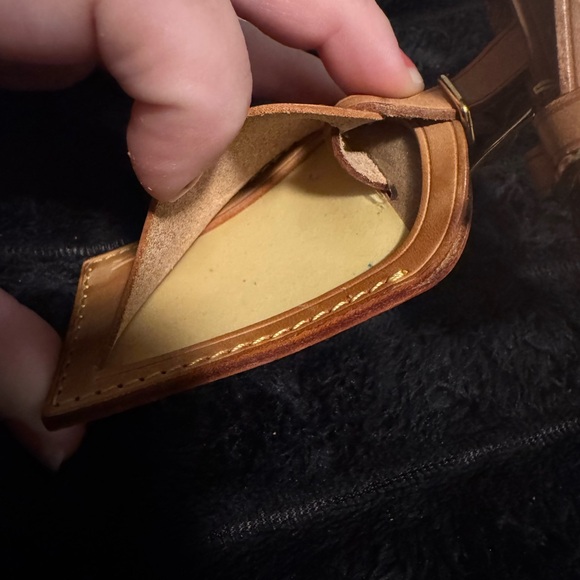 Louis Vuitton Tan Leather Bag Tag - Picture 6 of 6